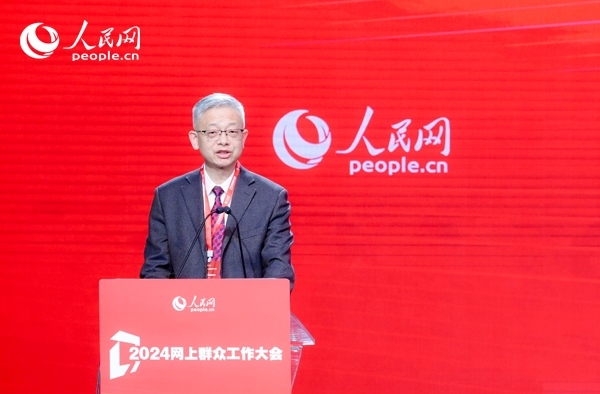 寧夏回族自治區(qū)銀川市委社會工作部副部長李卒作實踐分享。人民網(wǎng) 鄂智超攝