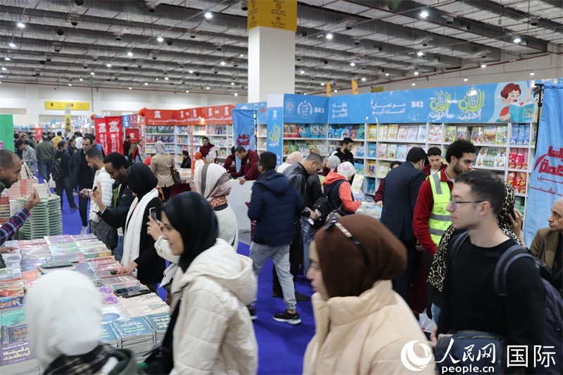 中國(guó)圖書在書展上大受歡迎 人民網(wǎng)記者黃培昭攝