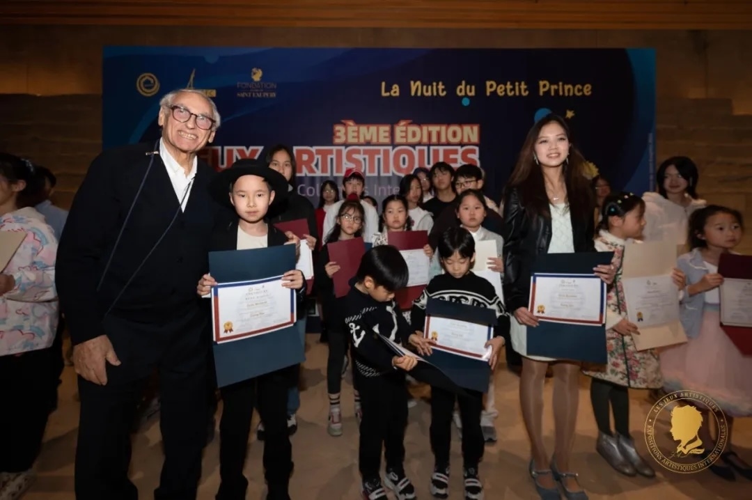 第三屆國際藝術(shù)聯(lián)創(chuàng)聯(lián)展盛大開幕。法中交流促進會供圖