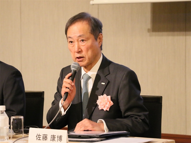 日中投資促進(jìn)機(jī)構(gòu)會(huì)長(zhǎng)佐藤康博致辭。人民網(wǎng) 許可攝