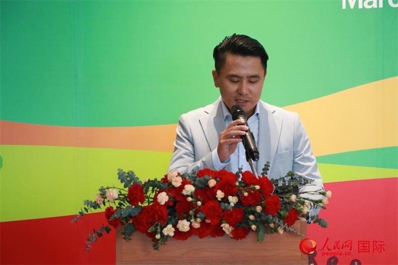 泰國華人青年商會會長刁刻佳發(fā)表講話。朱瀟逸攝