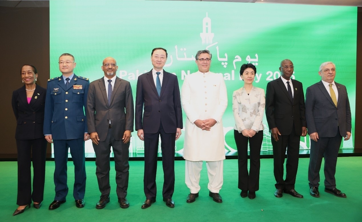 出席招待會的主要嘉賓合影。巴基斯坦駐華大使館供圖