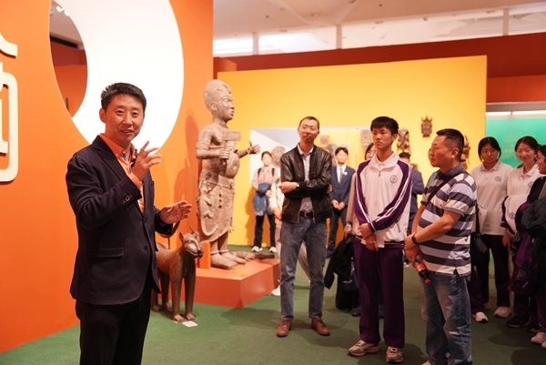 清華附中永豐學(xué)校家校共育活動(dòng)舉行。校方供圖