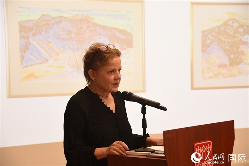 瑞典著名畫(huà)家比麗塔·穆?tīng)柕乃囆g(shù)講座。人民網(wǎng)記者 殷淼攝