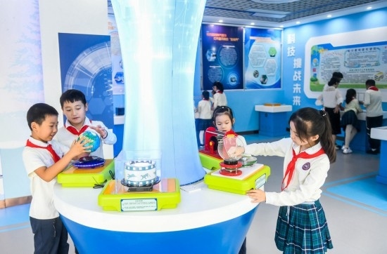 重慶高新區(qū)科學課堂。